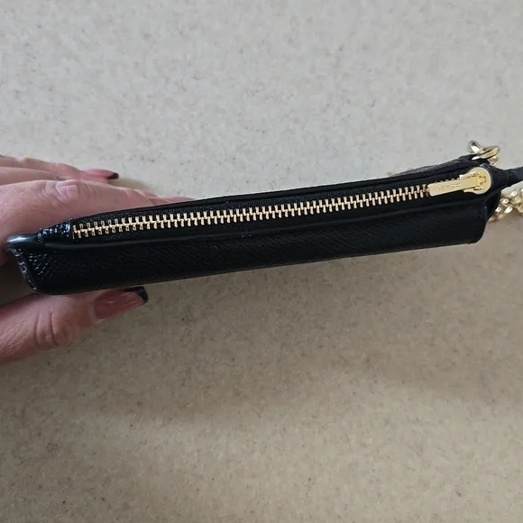 Coach crossbody phone purse - Picture 3 of 8